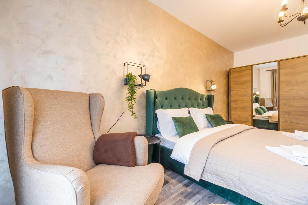Apartament Smarald Brasov Luaran gambar