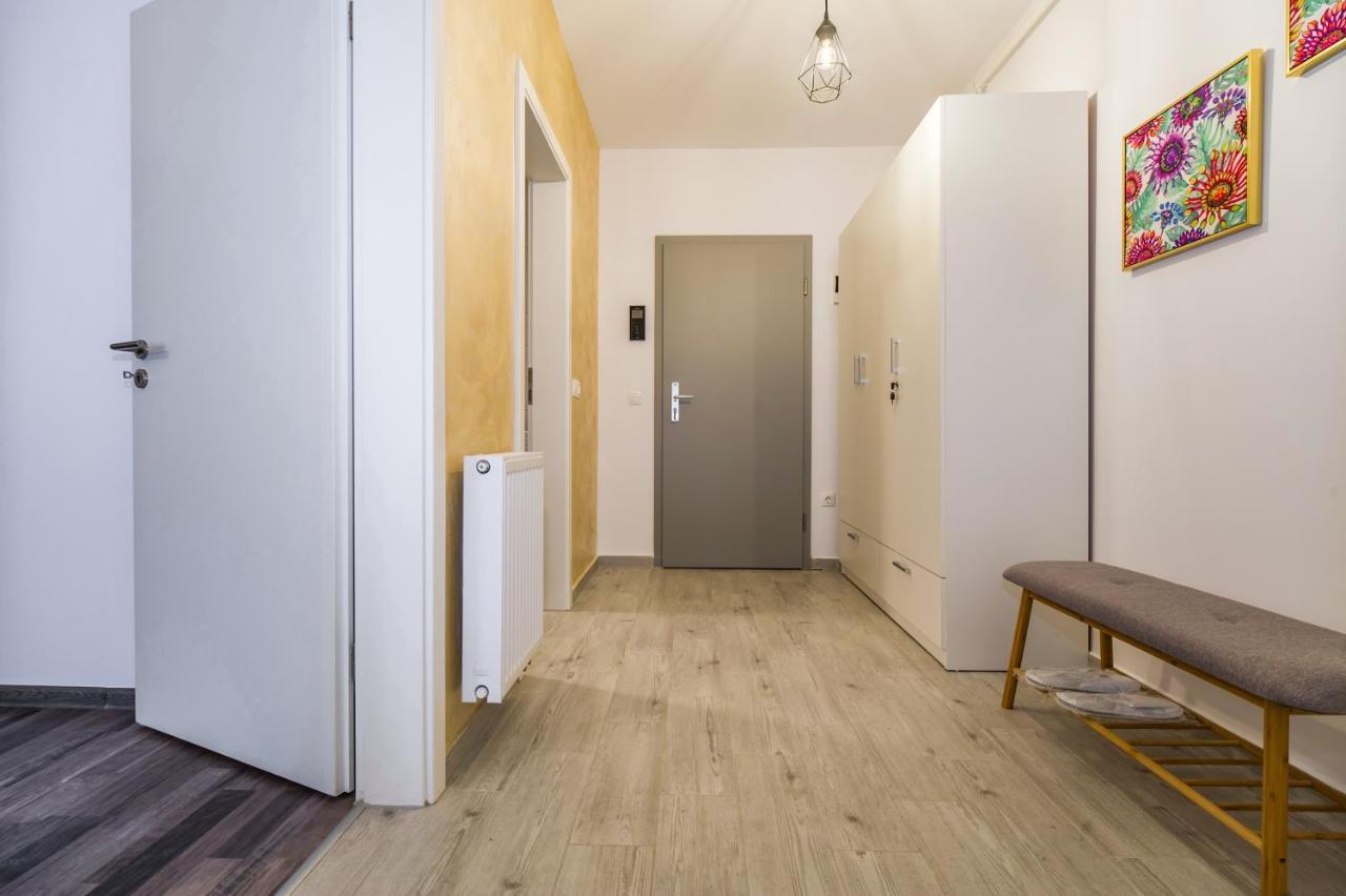 Apartament Smarald Brasov Luaran gambar